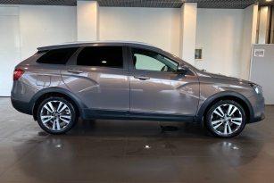 LADA VESTA