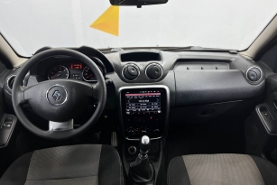 RENAULT DUSTER