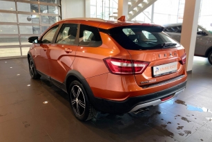 LADA VESTA
