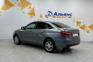 LADA VESTA