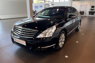 NISSAN TEANA
