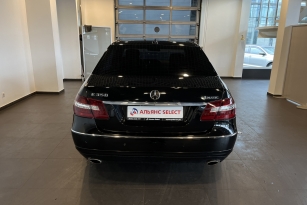 MERCEDES-BENZ E350