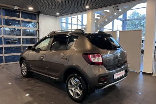 RENAULT SANDERO