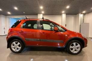 SUZUKI SX 4