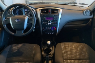 DATSUN MI-DO