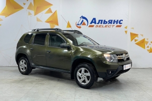 RENAULT DUSTER