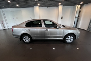 SKODA OKTAVIA