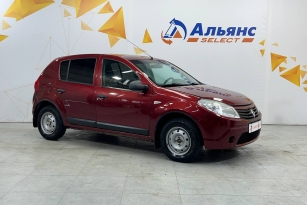 RENAULT SANDERO