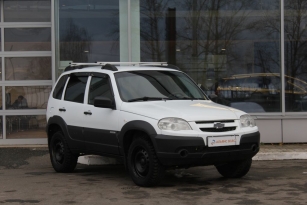 CHEVROLET NIVA