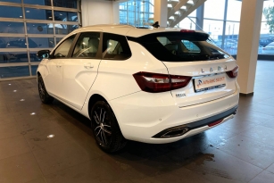 LADA VESTA