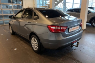 LADA VESTA