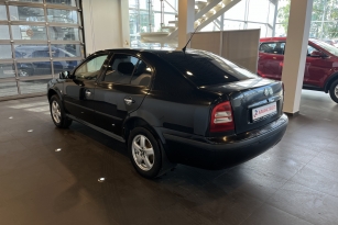 SKODA OKTAVIA