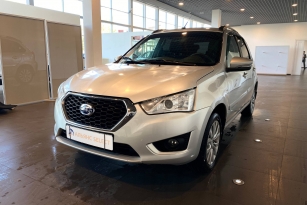 DATSUN MI-DO