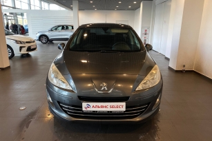 PEUGEOT 408