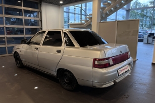 LADA 2110