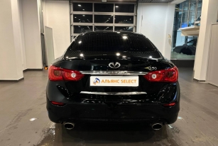 INFINITI Q50
