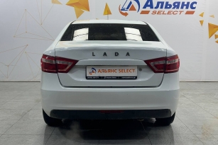 LADA VESTA