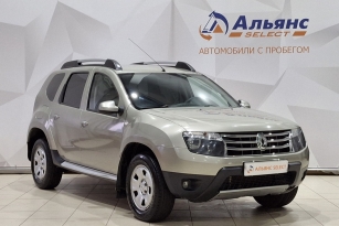 RENAULT DUSTER