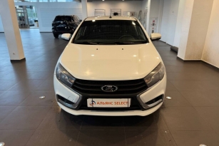 LADA VESTA