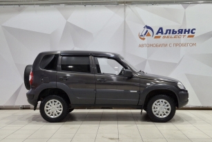 CHEVROLET NIVA