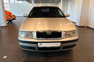 SKODA OKTAVIA