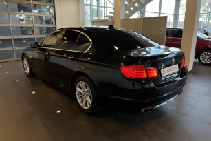 BMW 528I
