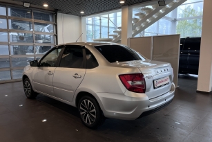 LADA GRANTA