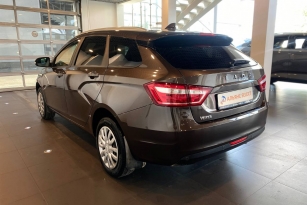 LADA VESTA