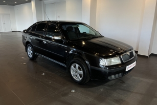 SKODA OKTAVIA