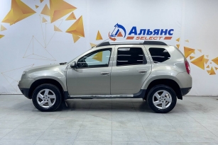 RENAULT DUSTER