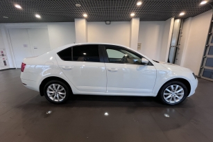 SKODA OKTAVIA