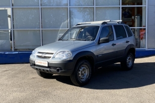 CHEVROLET NIVA