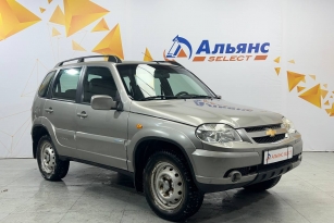 CHEVROLET NIVA