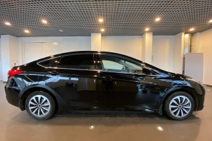 HYUNDAI i 40