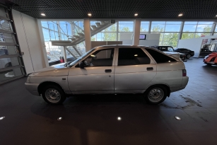 LADA 2112