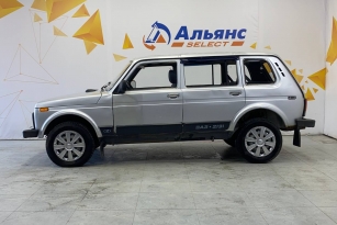LADA 2131 (4X4)