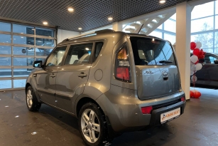 KIA SOUL