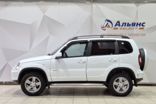 CHEVROLET NIVA