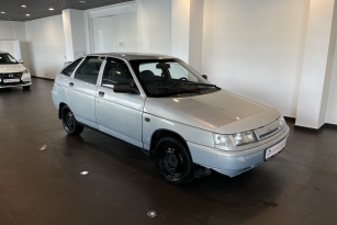 LADA 2112