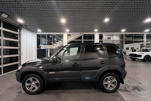 CHEVROLET NIVA