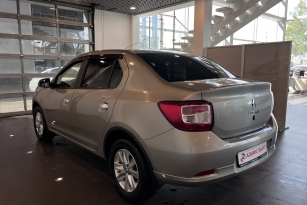 RENAULT LOGAN