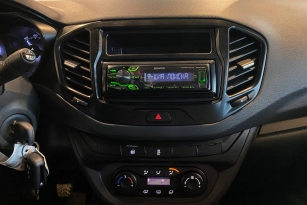 LADA VESTA