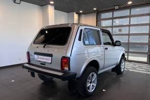LADA 2121 (4X4)