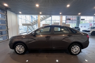 LADA VESTA