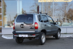 CHEVROLET NIVA