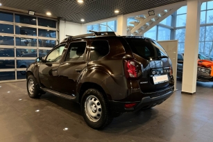 RENAULT DUSTER