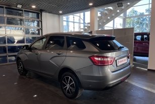 LADA VESTA