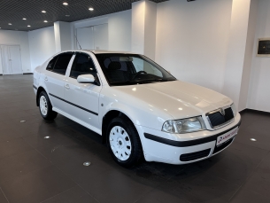 SKODA OKTAVIA