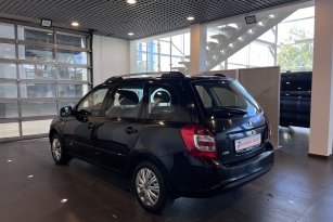 LADA KALINA