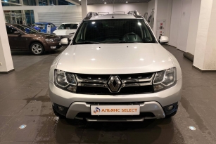 RENAULT DUSTER